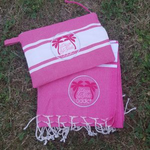 Ensemble fouta et pochette motif palmiers
