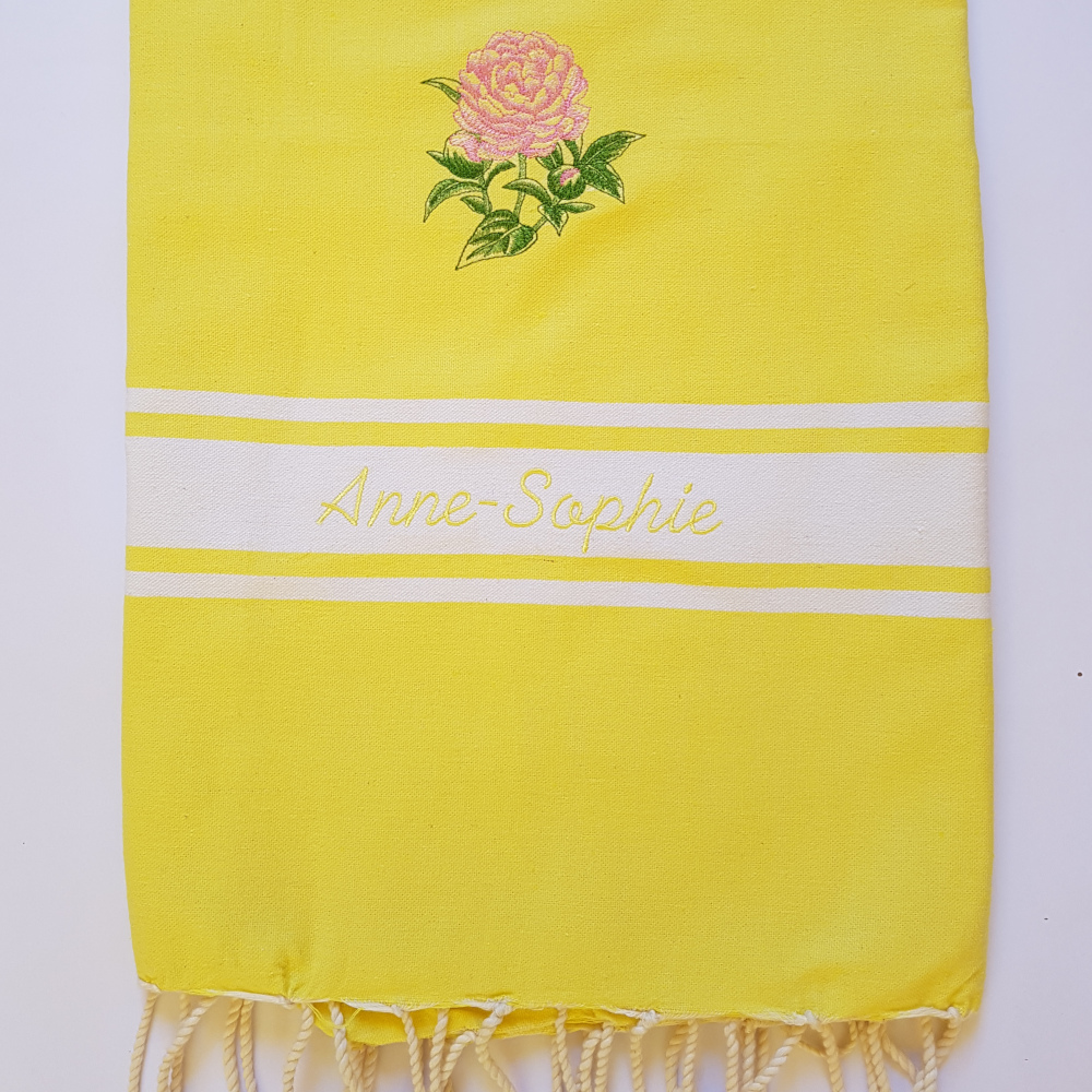 Fouta motif pivoine rose