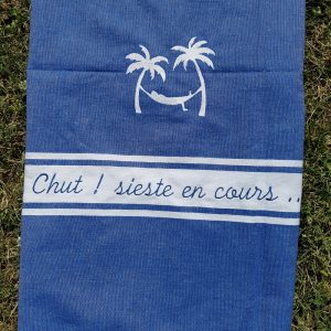 Fouta sieste en cours motif palmiers