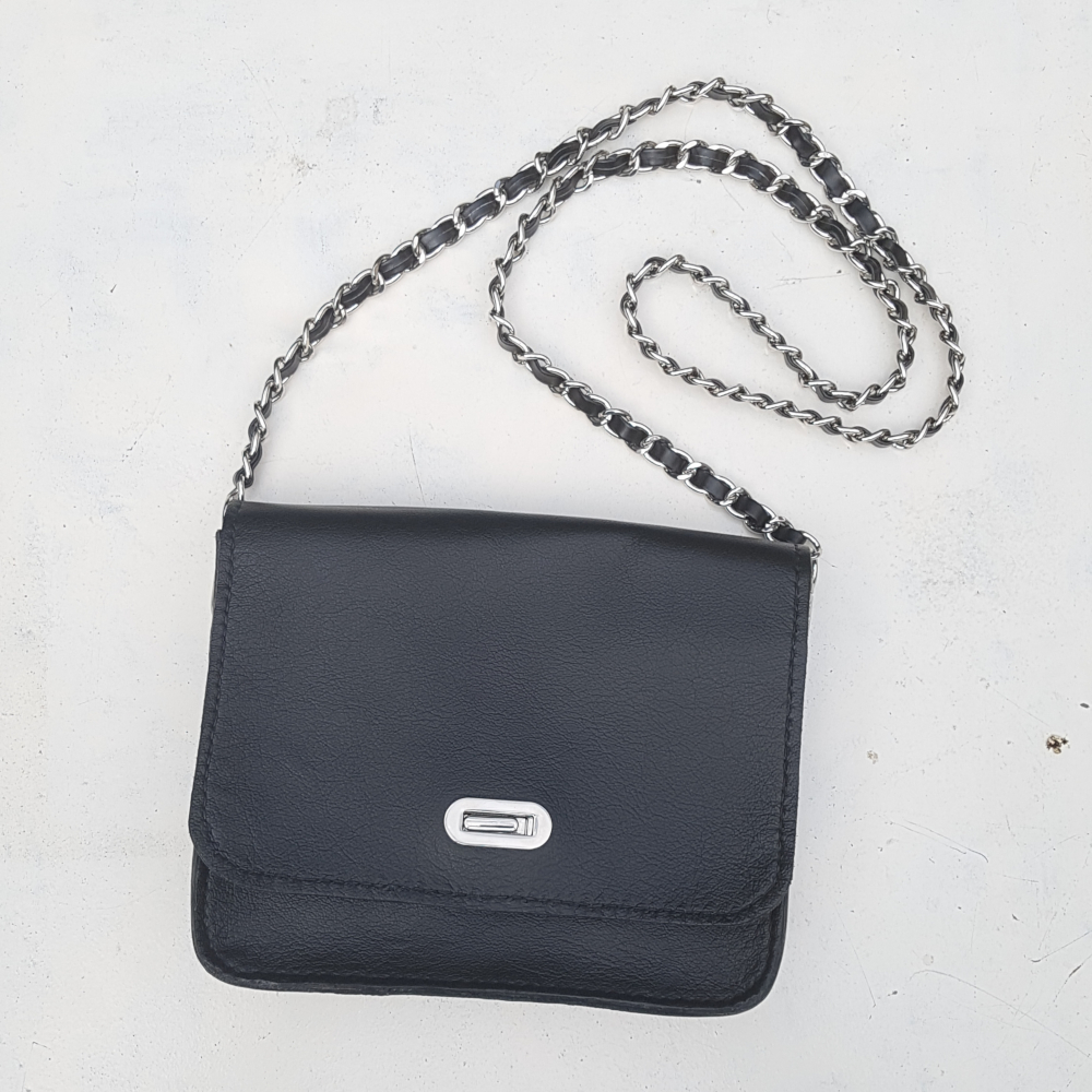 Sac en cuir entièrement cousu main, modèle Kita