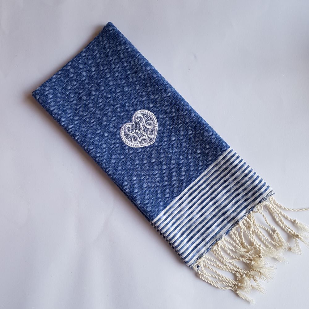 Fouta petit modèle brodée