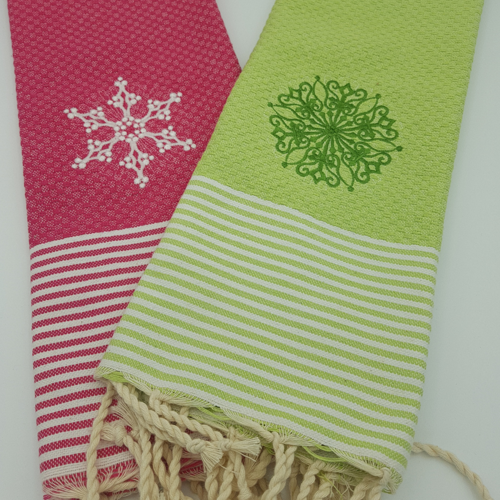 Fouta petit modèle nid d'abeille coloris flashy