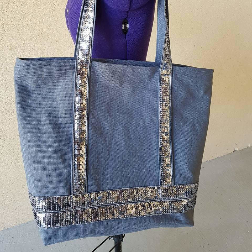 Sac GM à paillettes anses longues65€
